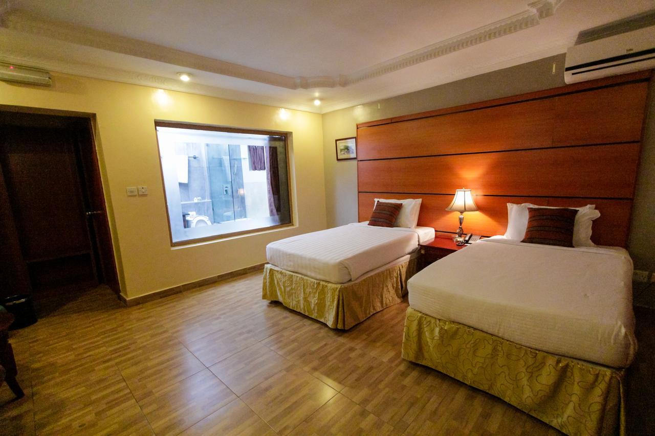Sunfit - Fitness, Spa, Accommodation Aliayabiagba Dış mekan fotoğraf