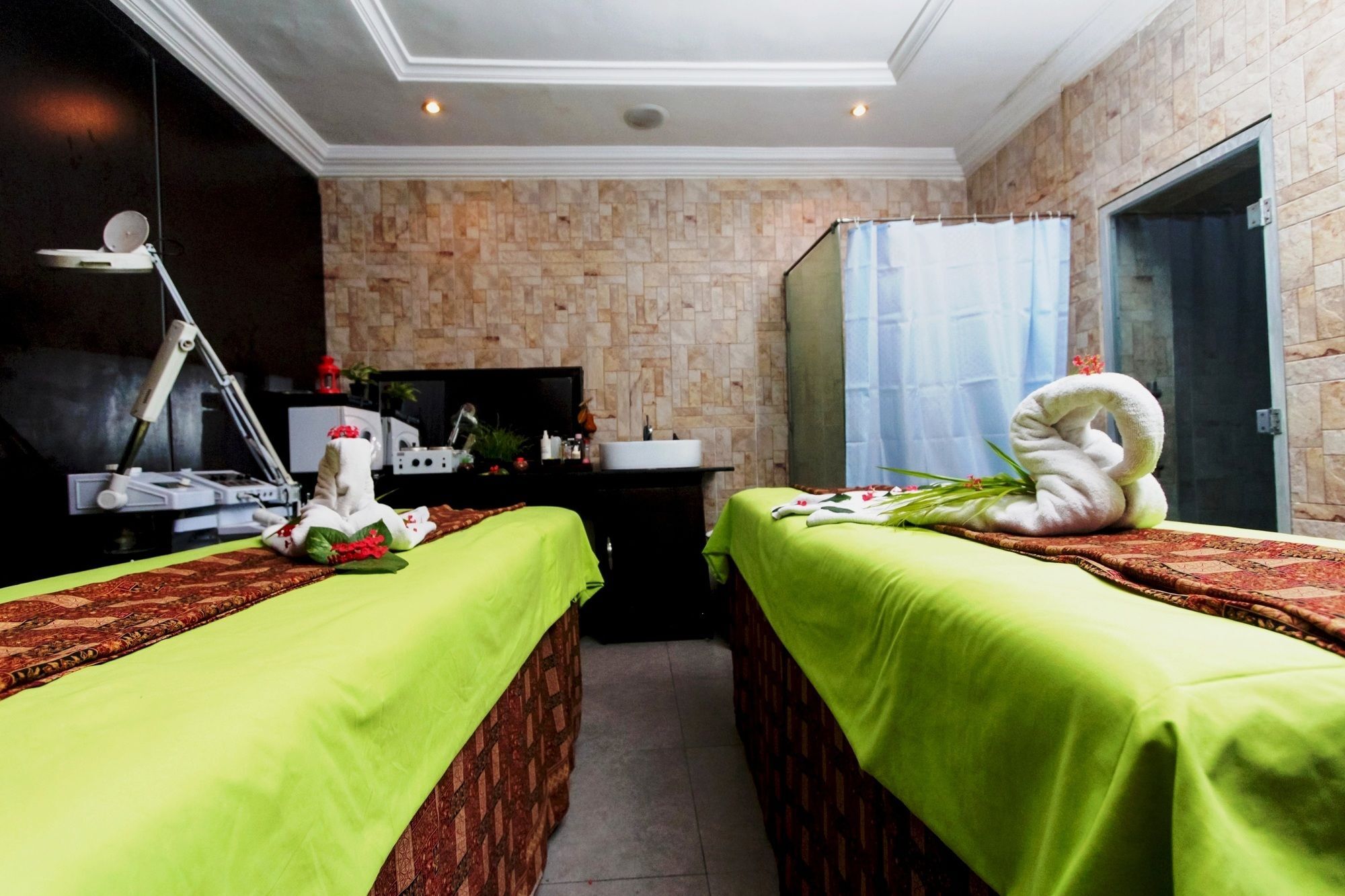 Sunfit - Fitness, Spa, Accommodation Aliayabiagba Dış mekan fotoğraf