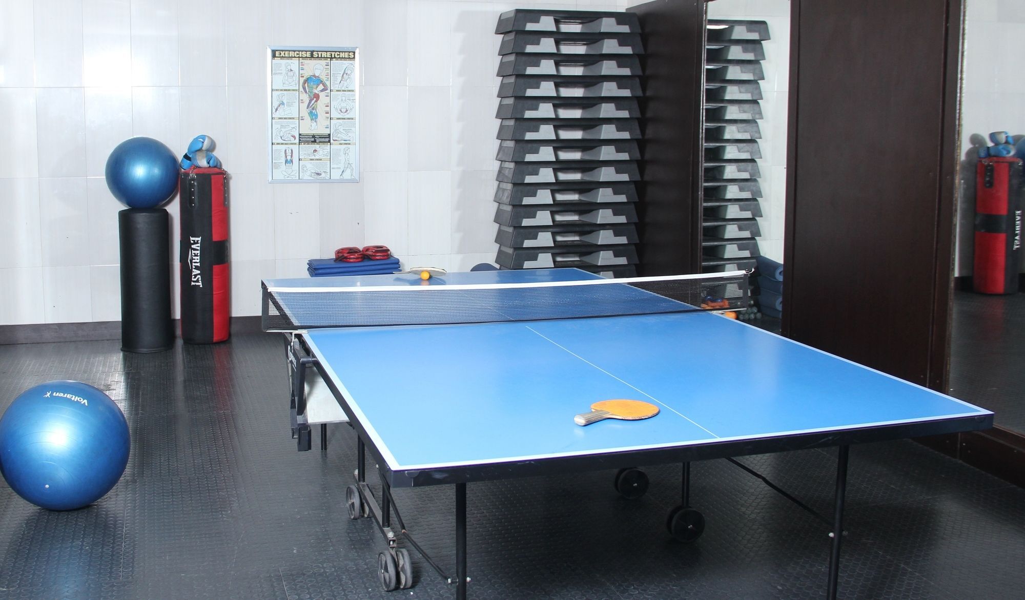 Sunfit - Fitness, Spa, Accommodation Aliayabiagba Dış mekan fotoğraf